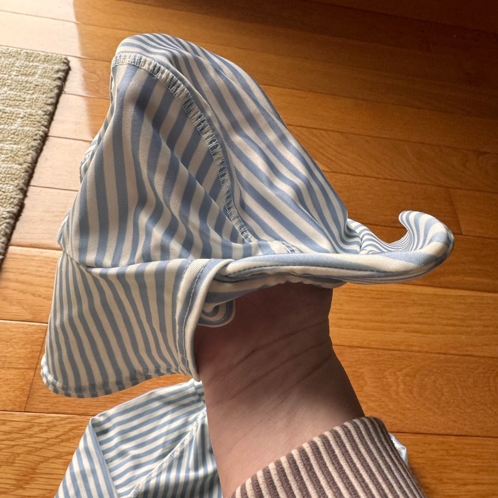 H&M Blue and White Striped Baby Onesie - Picture 3 of 4